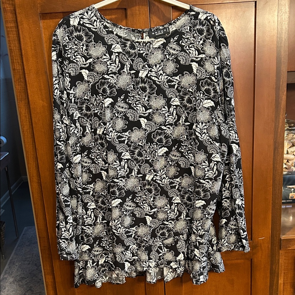 Grace Monochrome Floral Blouse